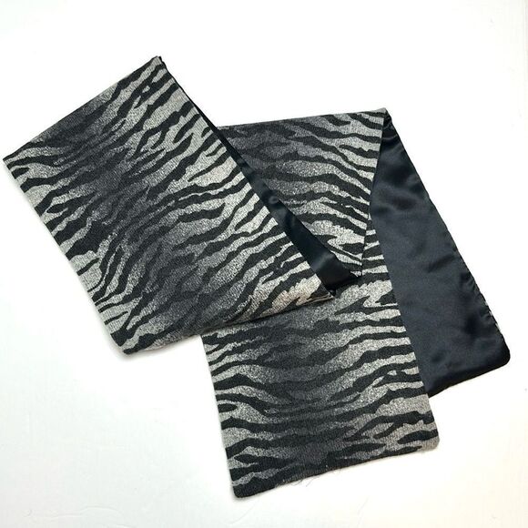 Ann Taylor Long Cashmere Doubled Zebra Print Scarf Silk Lining - Picture 4 of 8
